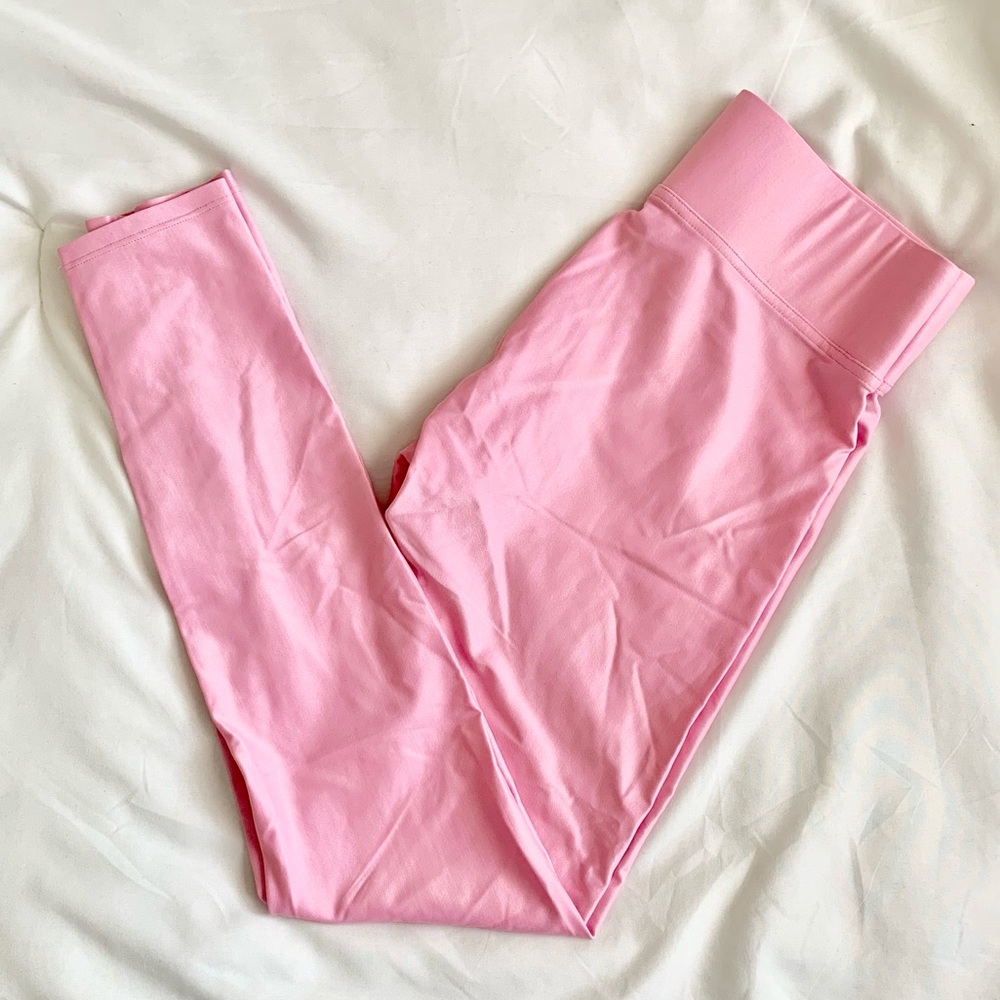 Carbon38 Light Pink Leggings